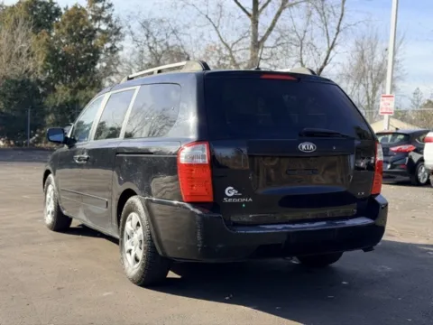 More photos of 2009 Kia Sedona LX at Hank Graff Chevrolet Davison, MI