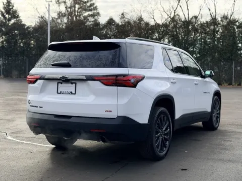 More photos of 2023 Chevrolet Traverse RS at Hank Graff Chevrolet Davison, MI