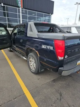 More photos of 2004 Chevrolet Avalanche 1500 at Hank Graff Chevrolet Davison, MI