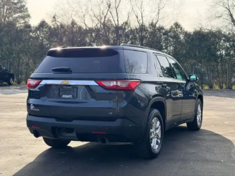More photos of 2020 Chevrolet Traverse LT at Hank Graff Chevrolet Davison, MI