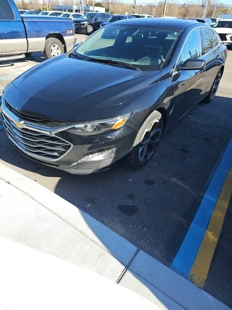 Black 2023 Chevrolet Malibu LT for sale in Davison, MI