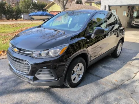 Black 2021 Chevrolet Trax LS for sale in Davison, MI
