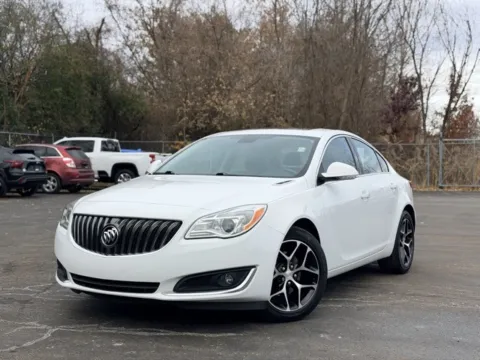White 2017 Buick Regal Turbo for sale in Davison, MI
