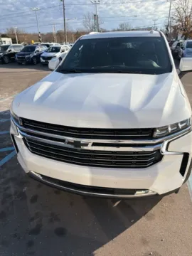 Photos of 2023 Chevrolet Suburban LT for sale in Davison, MI at Hank Graff Chevrolet Davison