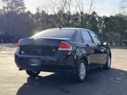 Another view of 2010 Ford Focus SE for sale in Davison, MI at Hank Graff Chevrolet Davison