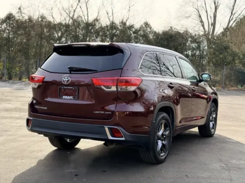 Another view of 2018 Toyota Highlander Limited for sale in Davison, MI at Hank Graff Chevrolet Davison