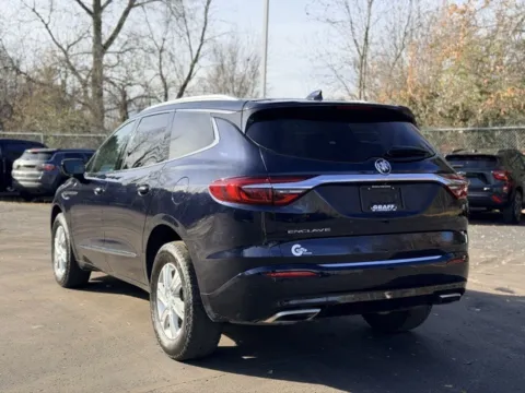 More photos of 2020 Buick Enclave Essence at Hank Graff Chevrolet Davison, MI