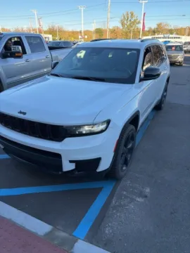 White 2021 Jeep Grand Cherokee L Altitude for sale in Davison, MI