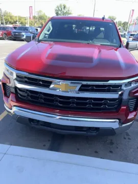 Photos of 2023 Chevrolet Silverado 1500 LT for sale in Davison, MI at Hank Graff Chevrolet Davison