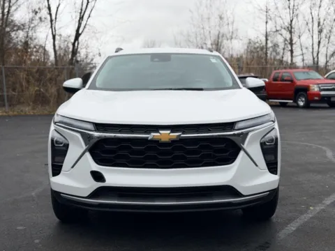 Photos of 2024 Chevrolet Trax LT for sale in Davison, MI at Hank Graff Chevrolet Davison