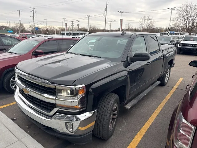 Black 2017 Chevrolet Silverado 1500 LT for sale in Davison, MI