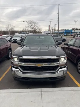 Photos of 2017 Chevrolet Silverado 1500 LT for sale in Davison, MI at Hank Graff Chevrolet Davison