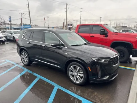 Another view of 2023 Cadillac XT6 Premium Luxury for sale in Davison, MI at Hank Graff Chevrolet Davison