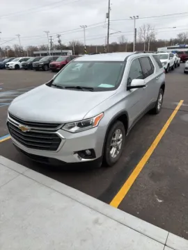 Silver 2021 Chevrolet Traverse LT for sale in Davison, MI