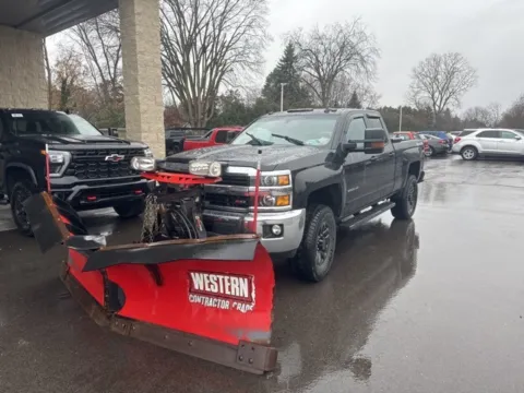 Photos of 2017 Chevrolet Silverado 2500HD LT for sale in Davison, MI at Hank Graff Chevrolet Davison