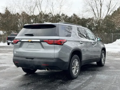 More photos of 2023 Chevrolet Traverse LT at Hank Graff Chevrolet Davison, MI