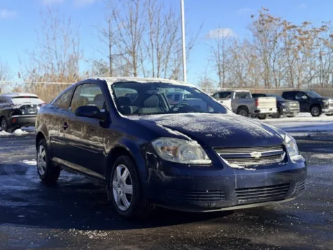 Photos of 2009 Chevrolet Cobalt LT for sale in Davison, MI at Hank Graff Chevrolet Davison