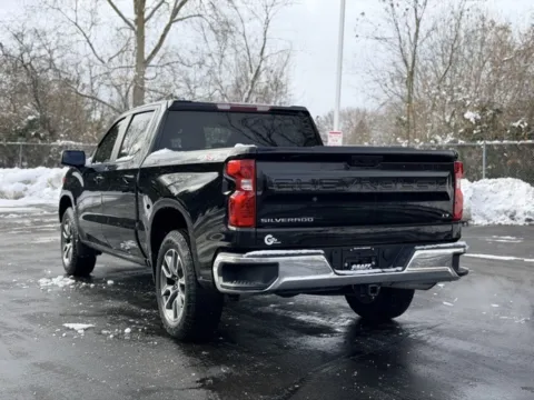 More photos of 2025 Chevrolet Silverado 1500 LT at Hank Graff Chevrolet Davison, MI