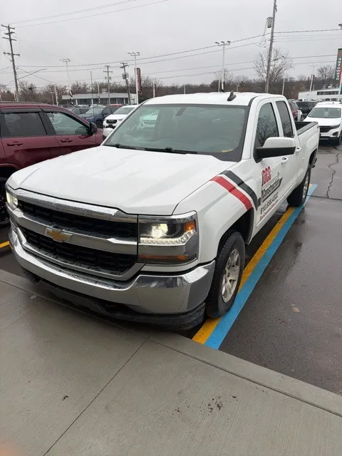 White 2019 Chevrolet Silverado 1500 LD LT for sale in Davison, MI