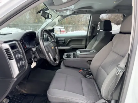 More photos of 2019 Chevrolet Silverado 1500 LD LT at Hank Graff Chevrolet Davison, MI