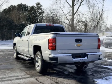 More photos of 2017 Chevrolet Silverado 1500 LT at Hank Graff Chevrolet Davison, MI