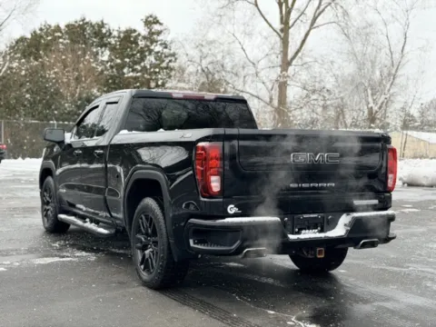 More photos of 2021 GMC Sierra 1500 Elevation at Hank Graff Chevrolet Davison, MI