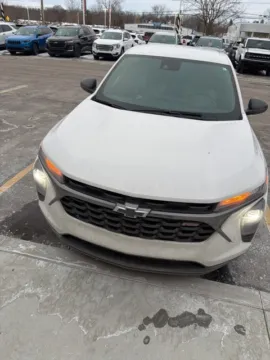 Photos of 2024 Chevrolet Trax 1RS for sale in Davison, MI at Hank Graff Chevrolet Davison