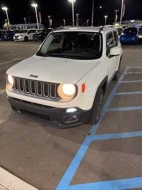 White 2016 Jeep Renegade Latitude for sale in Davison, MI