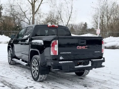 More photos of 2020 GMC Canyon Denali at Hank Graff Chevrolet Davison, MI