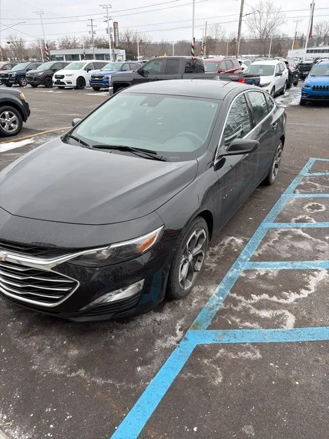 Black 2023 Chevrolet Malibu LT for sale in Davison, MI