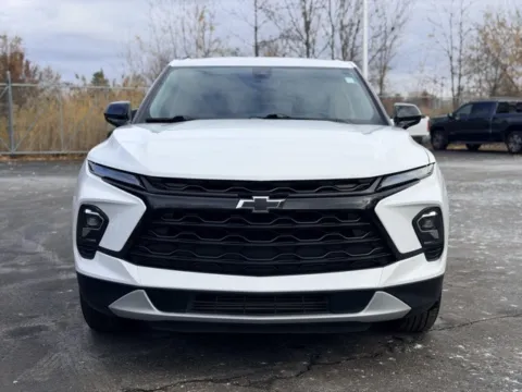 Photos of 2024 Chevrolet Blazer LT for sale in Davison, MI at Hank Graff Chevrolet Davison