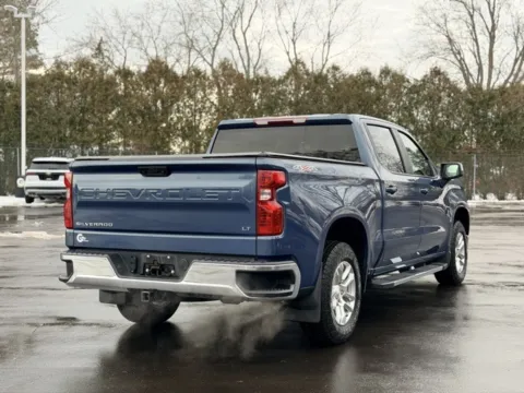 More photos of 2024 Chevrolet Silverado 1500 LT at Hank Graff Chevrolet Davison, MI