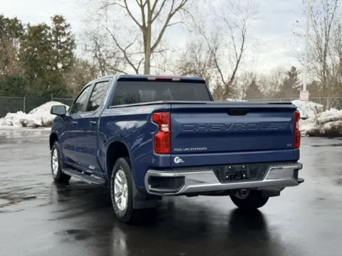 More photos of 2024 Chevrolet Silverado 1500 LT at Hank Graff Chevrolet Davison, MI