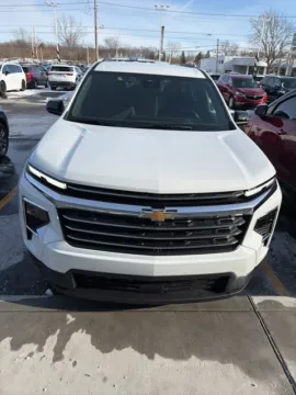 Photos of 2025 Chevrolet Traverse LT for sale in Davison, MI at Hank Graff Chevrolet Davison