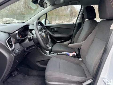 More photos of 2017 Chevrolet Trax LS at Hank Graff Chevrolet Davison, MI