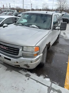 Silver 2005 GMC Sierra 1500 SLT for sale in Davison, MI