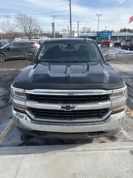 Photos of 2017 Chevrolet Silverado 1500 LT for sale in Davison, MI at Hank Graff Chevrolet Davison