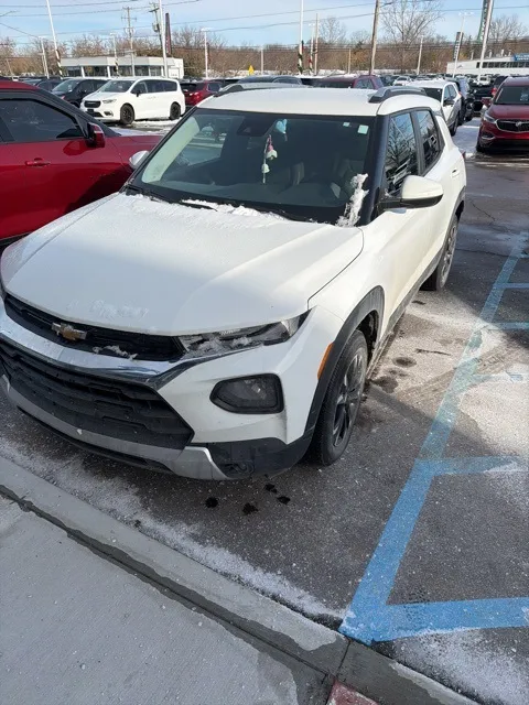 2023 Chevrolet TrailBlazer LT's photo
