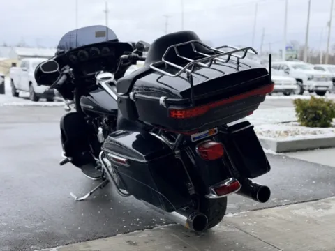 More photos of 2014 Harley-Davidson Electra Glide Ultra Limited at Hank Graff Chevrolet Davison, MI