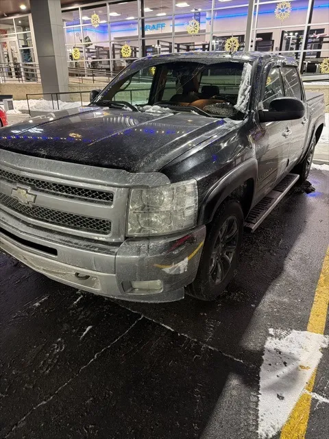 Black 2012 Chevrolet Silverado 1500 LT for sale in Davison, MI