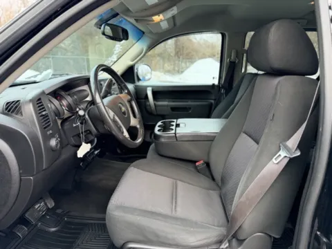 More photos of 2012 Chevrolet Silverado 1500 LT at Hank Graff Chevrolet Davison, MI