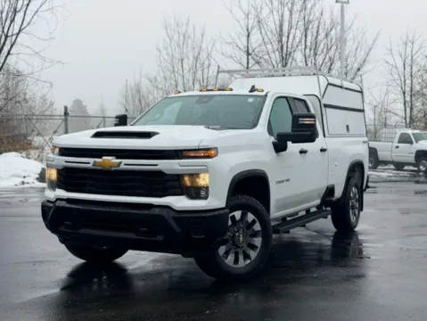 White 2025 Chevrolet Silverado 2500HD Custom for sale in Davison, MI