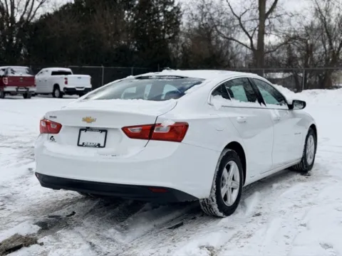 More photos of 2019 Chevrolet Malibu LS at Hank Graff Chevrolet Davison, MI