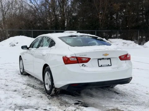 More photos of 2019 Chevrolet Malibu LS at Hank Graff Chevrolet Davison, MI