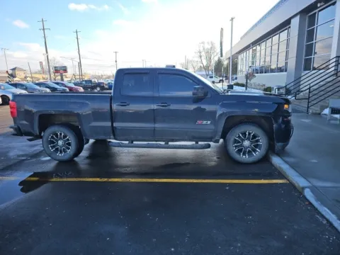 More photos of 2018 Chevrolet Silverado 1500 LT at Hank Graff Chevrolet Davison, MI