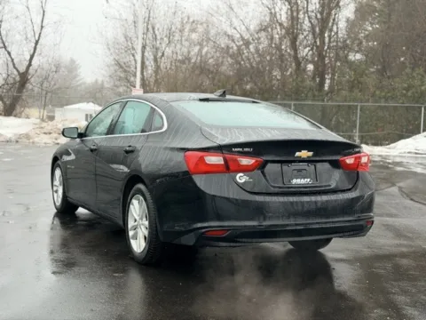 More photos of 2016 Chevrolet Malibu LT at Hank Graff Chevrolet Davison, MI