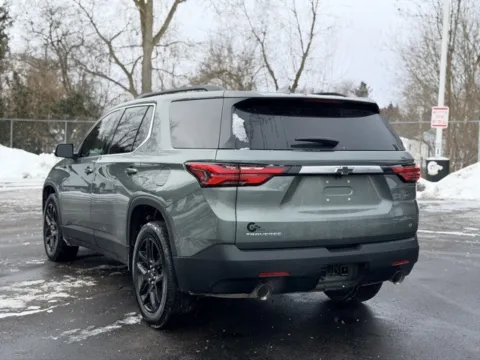 More photos of 2023 Chevrolet Traverse LT at Hank Graff Chevrolet Davison, MI