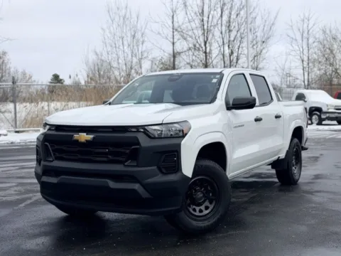 White 2023 Chevrolet Colorado Work Truck for sale in Davison, MI