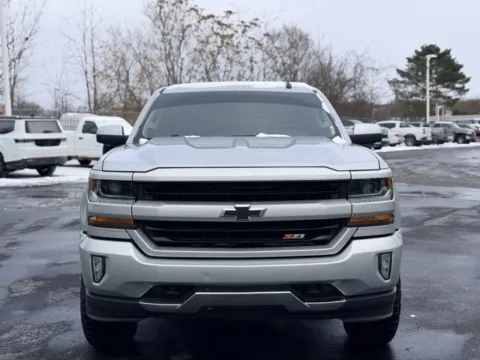 Photos of 2018 Chevrolet Silverado 1500 LT for sale in Davison, MI at Hank Graff Chevrolet Davison