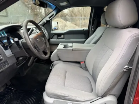 More photos of 2014 Ford F-150 XLT at Hank Graff Chevrolet Davison, MI